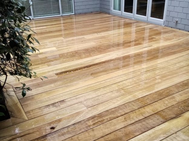 Vitex deck Remuera