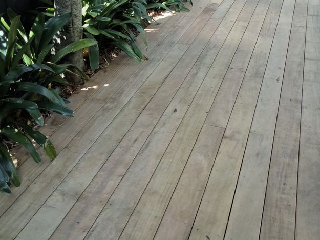 Vitex deck, Remuera
