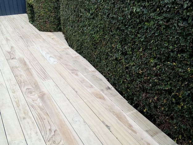 140 x 30 mm pine decking, One Tree Hill